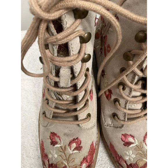 Dingo Women’s Seguaro Tan Floral Embroidered Booties Size 8 - Picture 7 of 11